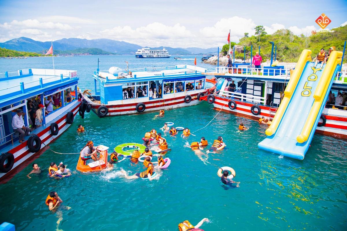  Nha Trang: A Family Adventure Awaits – Exploring the Coast with Yolo Hopping Tour